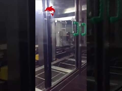 Pulitore ad ultrasuoni automatico SUS304 con serbatoio da 2 mm per parti di stampaggio